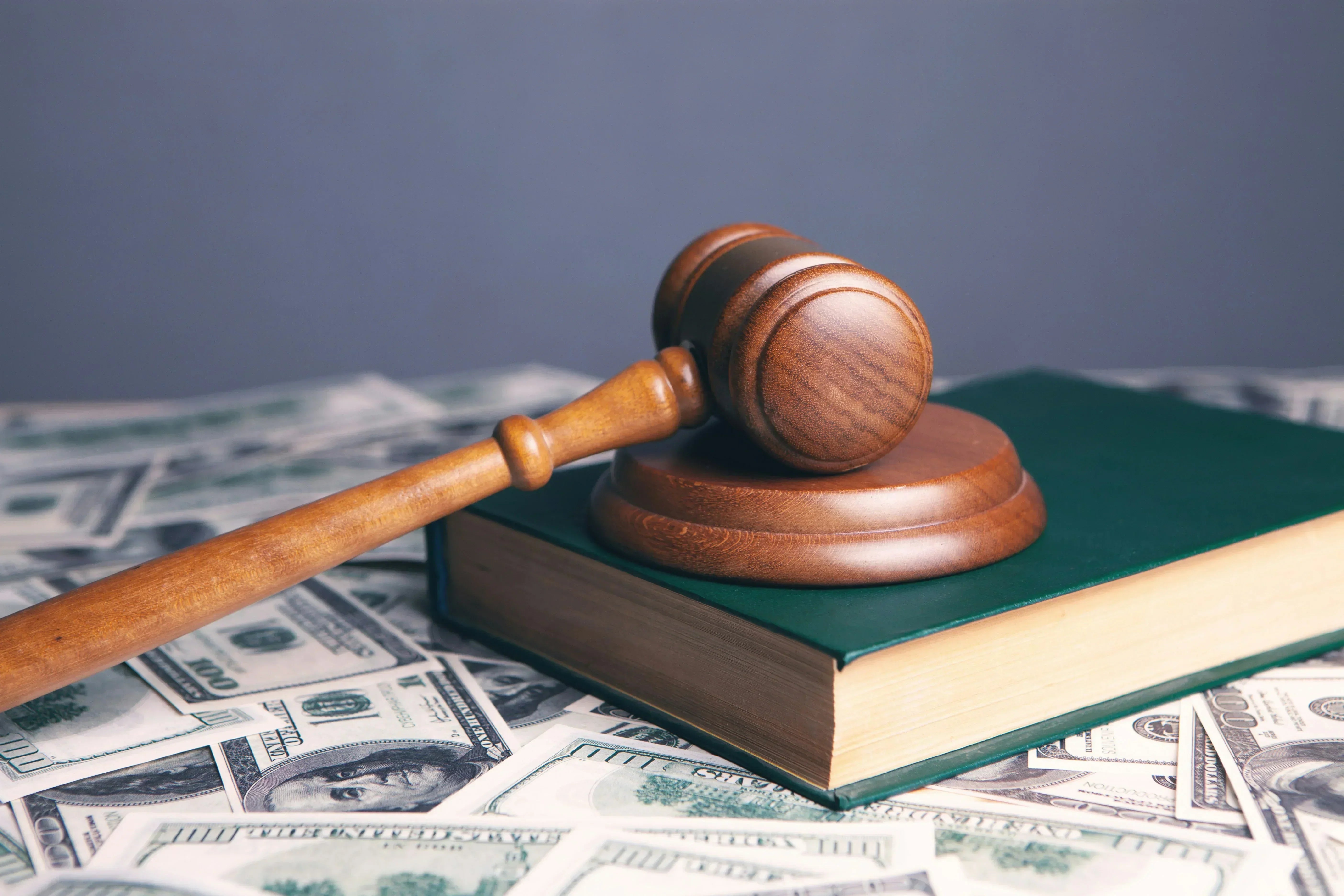 Ozempic Lawsuit Heats Up: What the $2 Billion Legal Storm Teaches Us About Eye Health